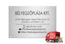 Kép betöltése a galériamegjelenítőbe: Cégtábla (fémhatású ezüst, gravírozott)