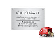 Kép betöltése a galériamegjelenítőbe: Cégtábla (fémhatású ezüst, gravírozott)
